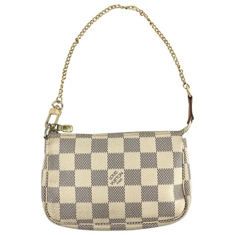 pochette louis vuitton vestiaire collective|louis vuitton handbags clearance.